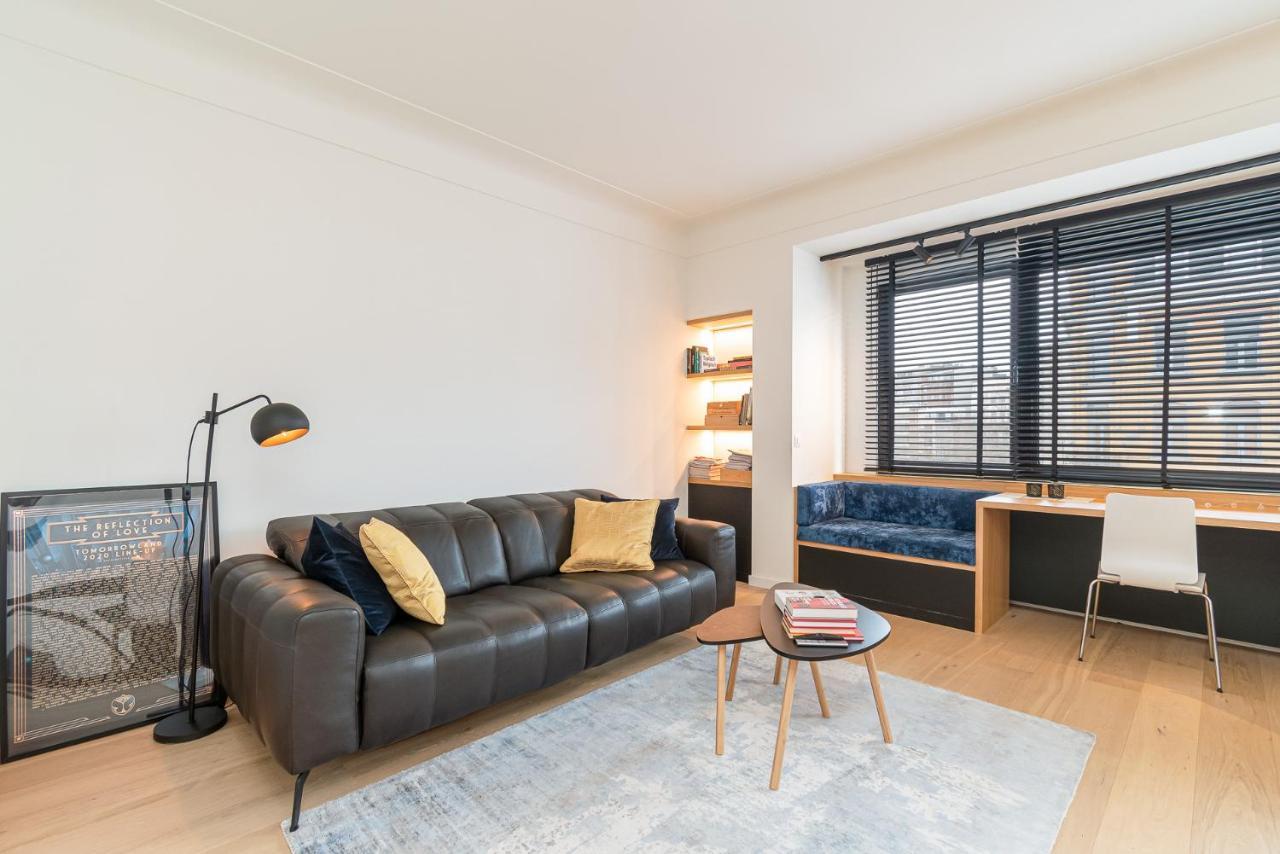 Appartement Between The Theaters Of Anvers Extérieur photo