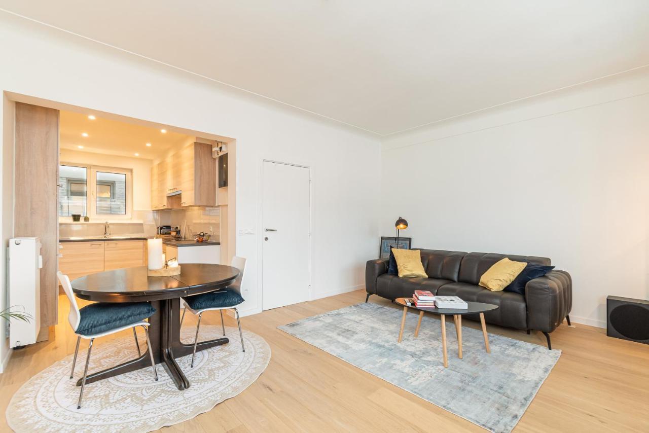 Appartement Between The Theaters Of Anvers Extérieur photo